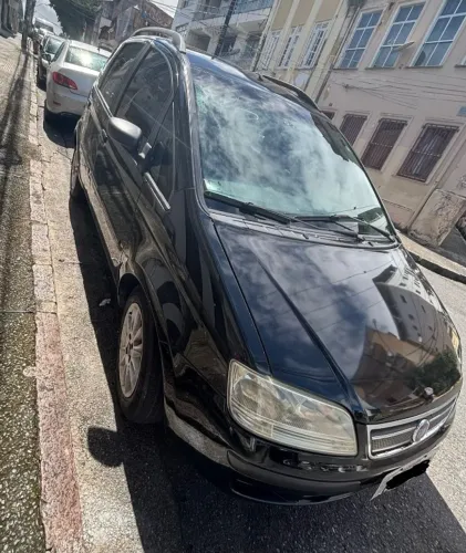 Fiat Idea ELX 1.4 MPI Fire Flex 8V 5P 2010