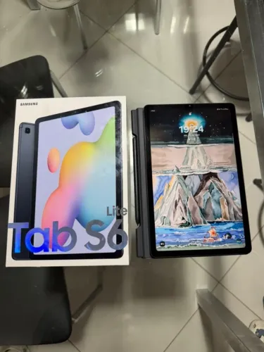 Galaxy Tab S6 Lite 128GB + S Pen e accessories