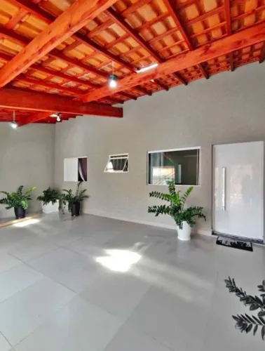 Vendo linda casa na Cid. Nova IV (S)