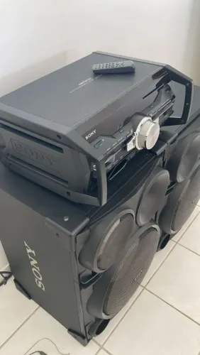 Aparelho de Som Sony + 2 Caixas Potentes - Excelente Estado