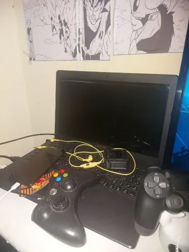 Notebook+ tv (ler descrição) 200R$ só a tv ou só o Pc, 300 R$ os dois
