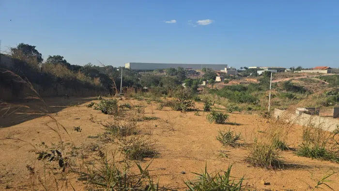 Lote comercial 630m2, Ponta da fruta, Interlagos 2, aceito propostas, ofertas, veículos