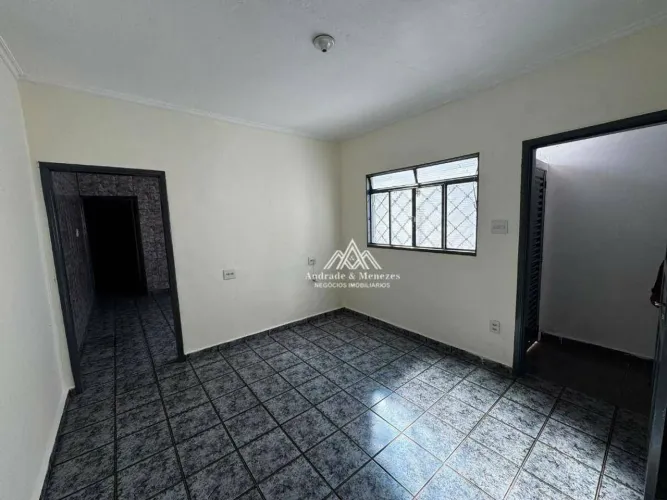 Casa com 3 quartos para alugar, 135 m² por R$ 2.000/mês - Vila Virgínia - Ribeirão Preto/S