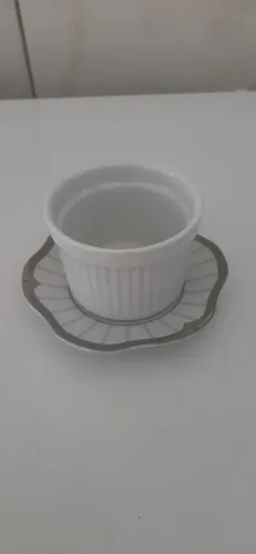 Ramekin em porcelana