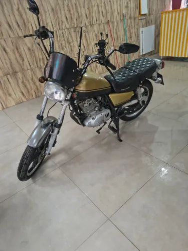 Suzuki intrude 125 - 2013