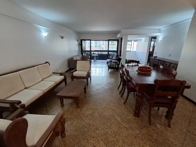 Excelente apartamento mobiliado na Ponta Verde