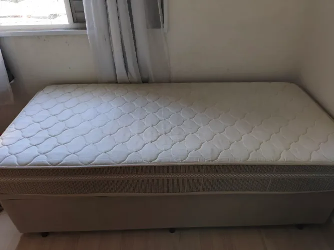 Cama box baú solteiro 