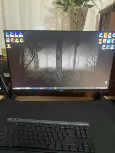 Monitor AOC Hero Z 240hz de 25 pol IPS completo com caixa