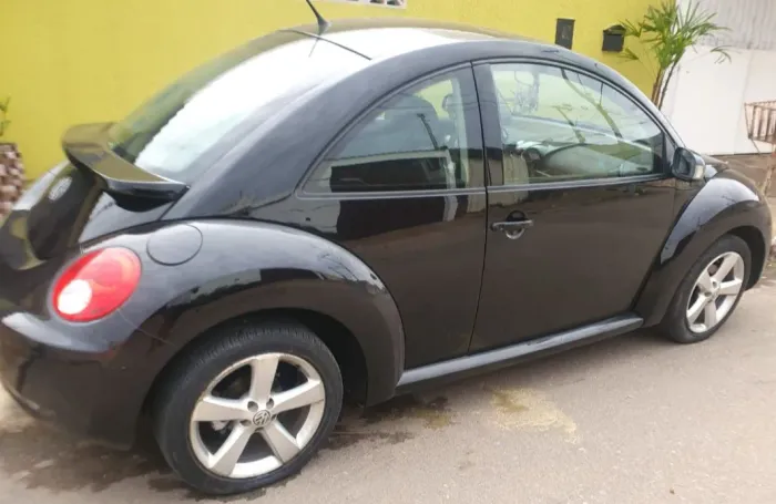 Volkswagen New Beetle 2.0 MI Mec./aut. 2010