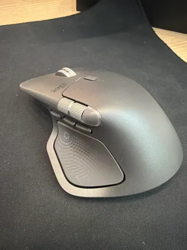 Mouse Logitech MX Master 4