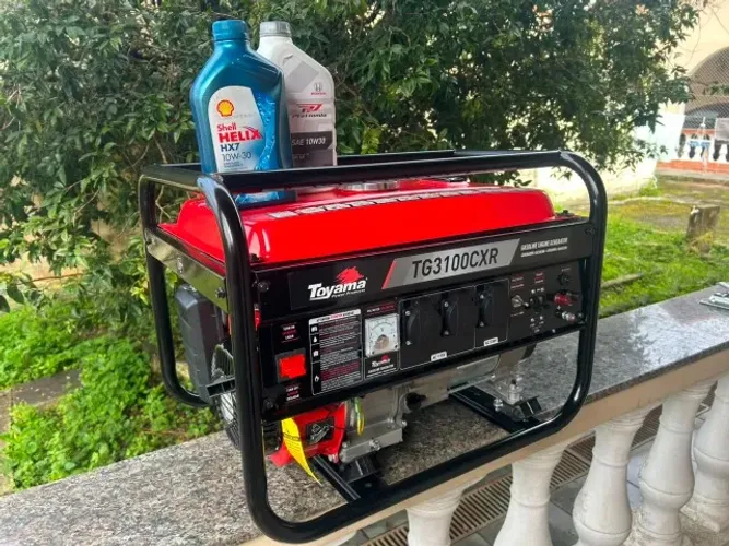 Gerador Toyama Tg3100cxr Bivolt 3,1kw Gasolina 115v/230v