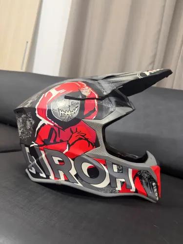 Capacete airoh 58