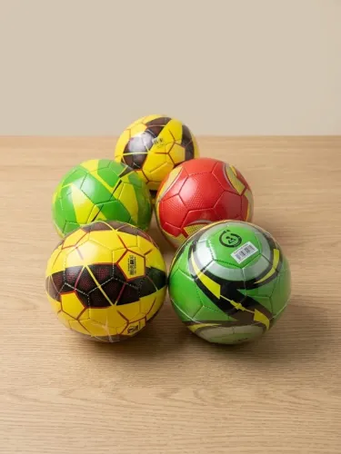 Bolas de Futebol Infantil/Miniatura - Várias Cores (Novas)