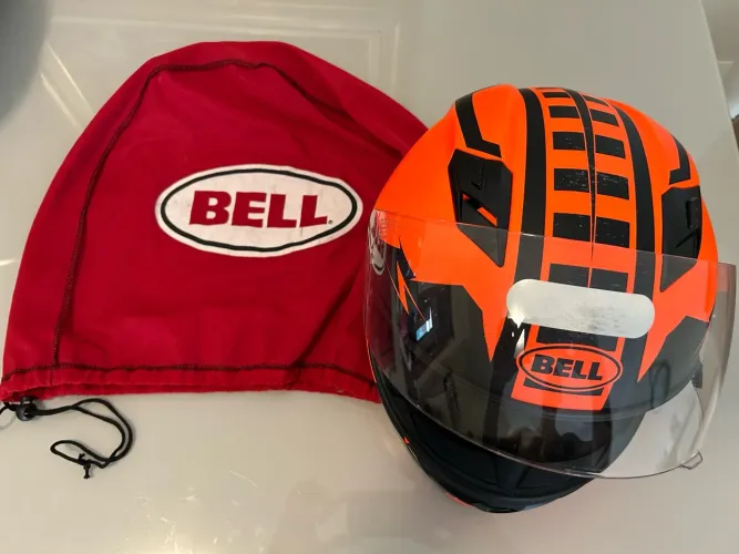 Vendo capacete Bell italiano