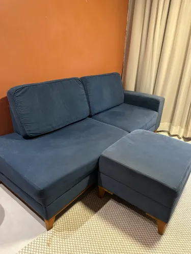 Sofá 2,20m e puff azul