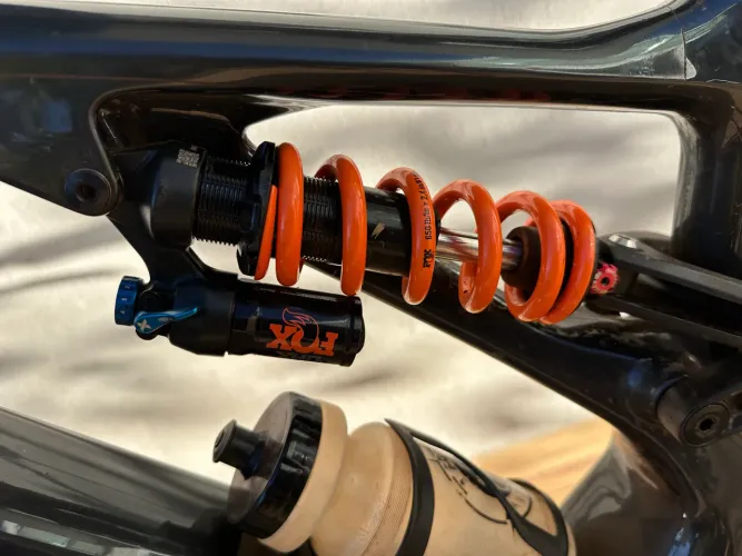 Shock Fox dhx para specialized levo