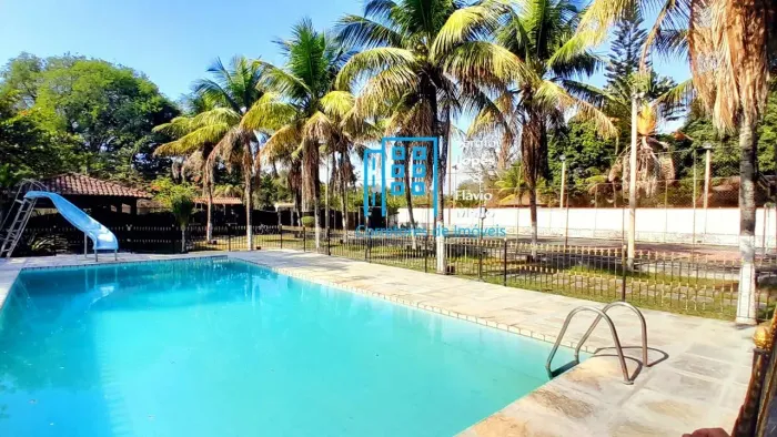 ITABORAÍ - Sitio completo no bairro SÃO JOAQUIM Cod(136IV)