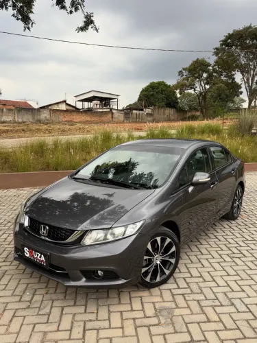 Honda Civic Sedan LXR 2.0 Flexone 16V Aut. 4P 2016