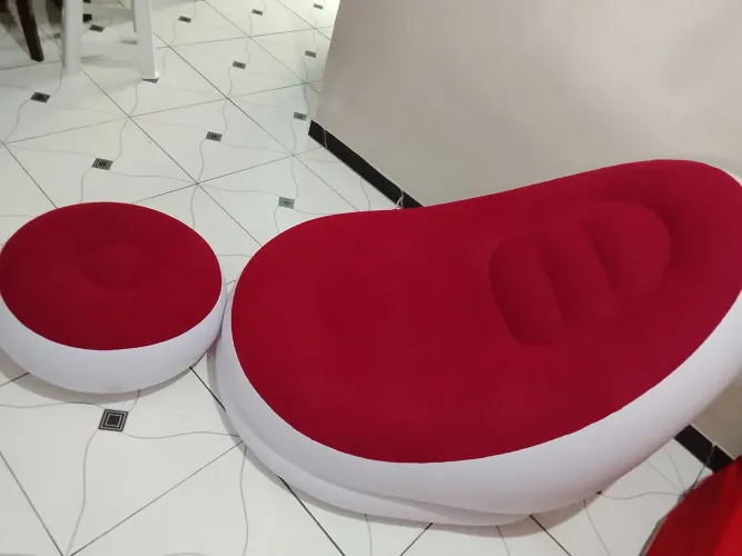 Poltrona e descanso d pé inflável Novo suporta até 150 kl