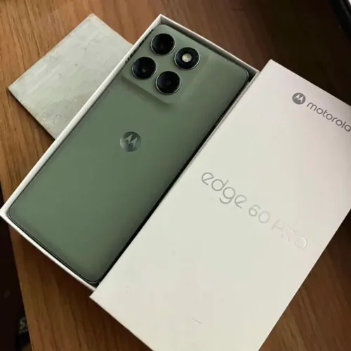 Moto Edge 60 pro 512 seminovo