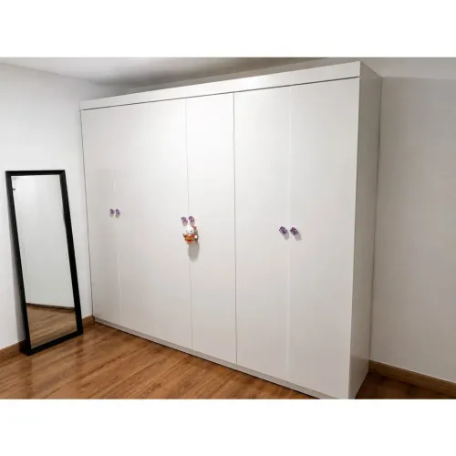 Vendo de solteiro quarto completo