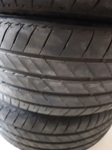 Pneus Bridgestone 205/50R17 89V