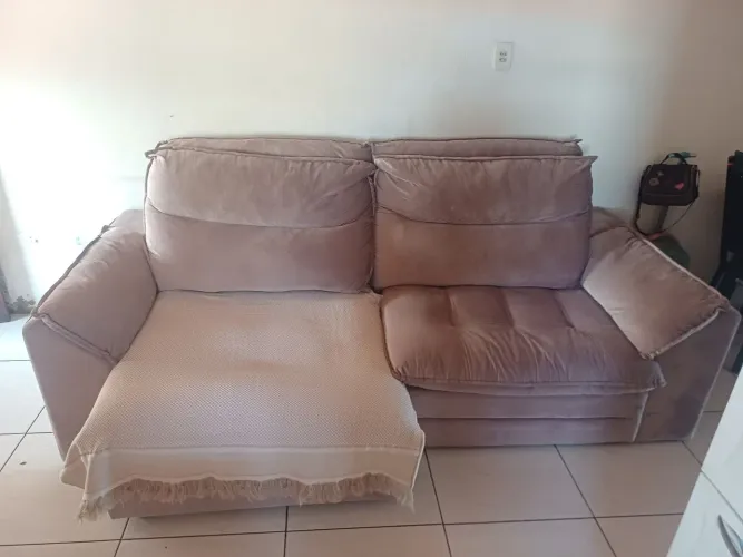 Sofá cama seminovo