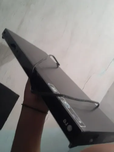 PRA HOJE PREÇO TOP DVD LG TODO ORIGINAL FUCIONANDO TUDO OK SOMEMTE APARELHO NAO ENTREGO
