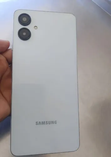 Samsung A06 seminovo 