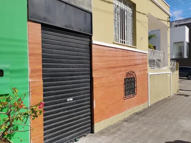 ALUGA-SE PONTO COMERCIAL (CENTRO)<br>?