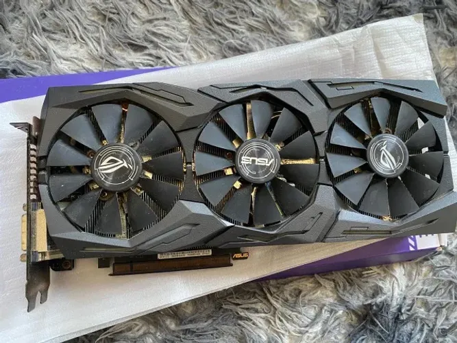 GTX 1070 8GB ASUS ROG Strix Gaming RGB