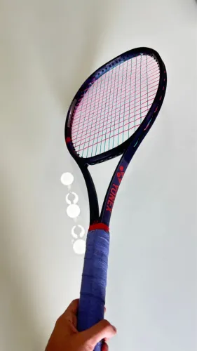 Yonex Percept 97 L - versão Midnight - seminova