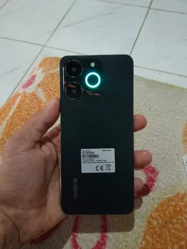 Realme 70