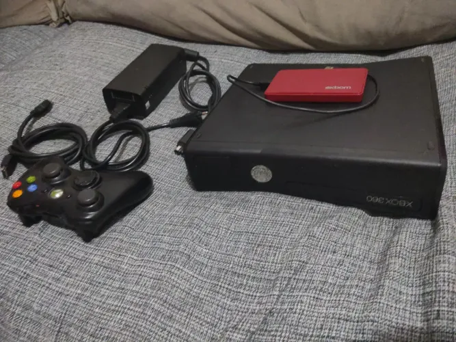 Xbox 360 Desbloqueado com Freestyle jogos no HD no case