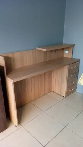 Balcão recepção escritório/consultório