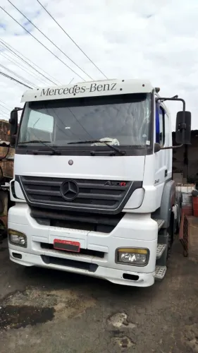 Mercedes-Benz Axor 2540 6x2 Ano 2008 - Excelente Estado e Pronto para Trabalhar