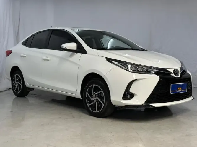 Toyota Yaris XLS Connect Sed. 1.5 Flex 16V Aut. 2024