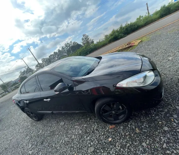 Renault Fluence Sed. Dynamique 2.0 16V Flex Mec. 2012