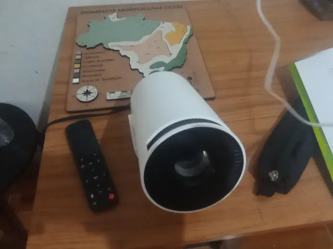 Projetor Hy 300