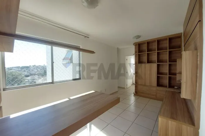 Apartamento com 02 quartos, 01 vaga de garagem para locação no Bairro Betânia