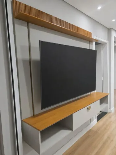Rack para TV de até 75 polegadas