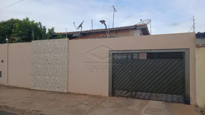 Casa Padrão em Agudos