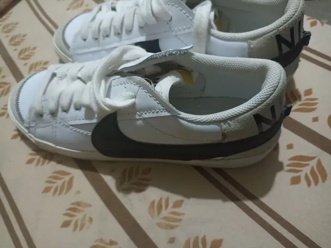 Tênis Nike Blazer Low