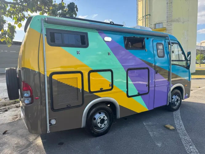 V5 BARBADA motorhome rodagem simples + porta motorista 