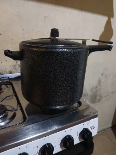 Panela de pressão 10 litros