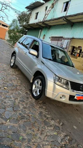 Suzuki Grand Vitara 2.0 16V 4x2/4x4 5P Mec. 2011