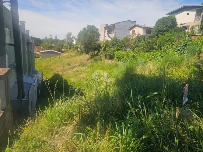 Terreno com 450m2 localizado no Bairro América em Farroupilha