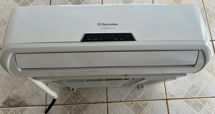 Ar condicionado split Inverter Electrolux 9000 Btus