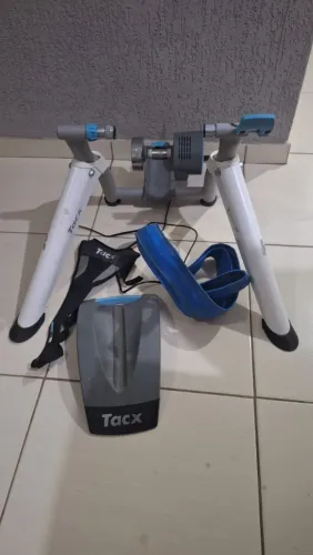 Rolo smart tacx com todos acessórios Blocagem suporte roda dianteira protetor de quadro