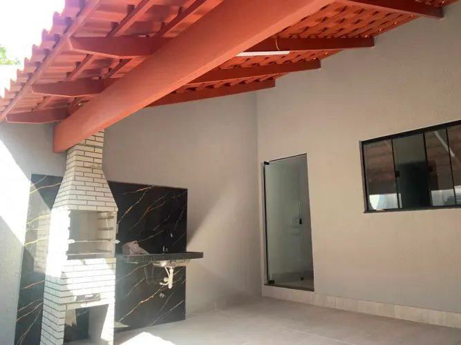 Casa 2 Quartos com Suíte e Área Gourmet  Residencial Sonho Dourado